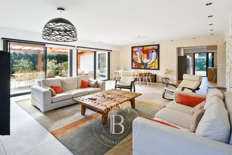 Villa i Anglet, Pyrenees-Atlantiques, Anglet - € 2.435.000 | Ref: M1608 - foto 13