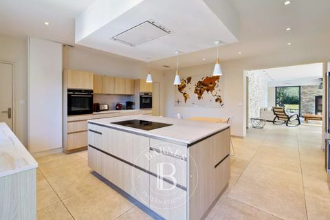 Villa i Anglet, Pyrenees-Atlantiques, Anglet - € 2.435.000 | Ref: M1608 - foto 18