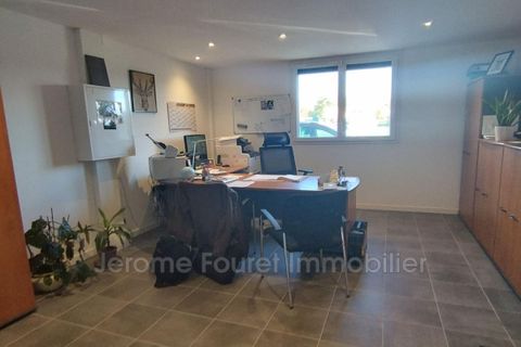 L'establiment comercial a Uzerche, Correze, Uzerche - € 339.000 | Ref: 913P6V-tw - foto 3