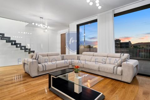 Villa i Funchal, Madeira, Funchal - € 1.250.000 | Ref: F573 - foto 2