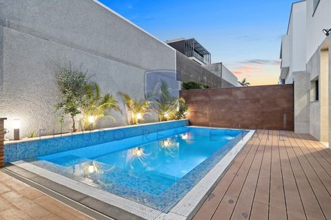 Villa i Funchal, Madeira, Funchal - € 1.250.000 | Ref: F573 - foto 25