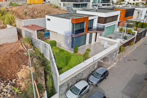 Villa i Funchal, Madeira, Funchal - € 1.250.000 | Ref: F573 - foto 32