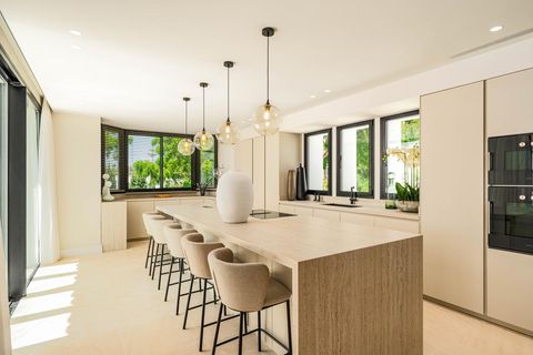 Villa a Benahavis, Malaga, Benahavis - € 9.980.000 | Ref: RLQ030V8 - foto 10