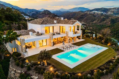 Villa a Benahavis, Malaga, Benahavis - € 9.980.000 | Ref: RLQ030V8 - foto 12