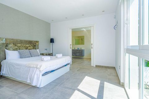 Villa a Marbella, Malaga, Marbella - € 1.895.000 | Ref: RNA111V6 - foto 8