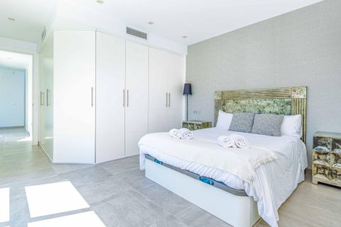 Villa a Marbella, Malaga, Marbella - € 1.895.000 | Ref: RNA111V6 - foto 9