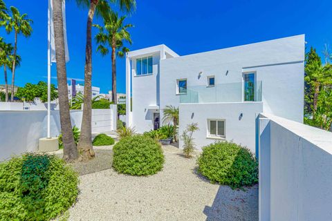 Villa a Marbella, Malaga, Marbella - € 1.895.000 | Ref: RNA111V6 - foto 23