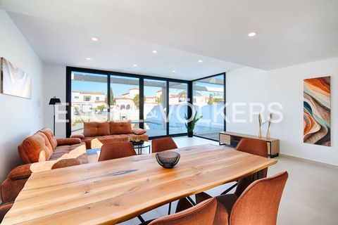 Villa i Empuriabrava, Gerona, Empuriabrava - € 1.290.000 | Ref: W-02XSFK - foto 15
