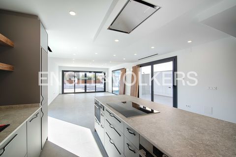 Villa i Empuriabrava, Gerona, Empuriabrava - € 795.000 | Ref: W-02XRX4 - foto 11