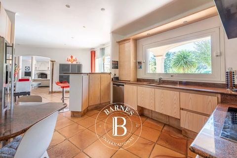 Villa i Venelles, Bouches-du-Rhone, Venelles - € 1.970.000 | Ref: 82229876 - foto 13