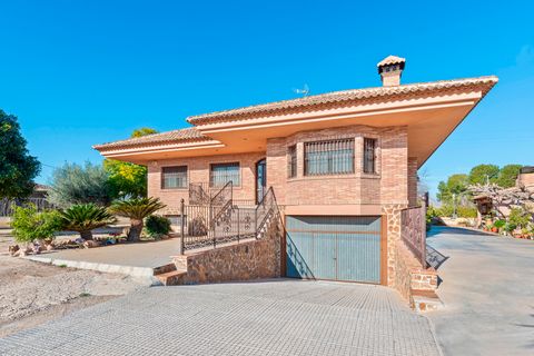 Landejendom i Beniel, Murcia, Beniel - € 370.000 | Ref: J-003346 - foto 1