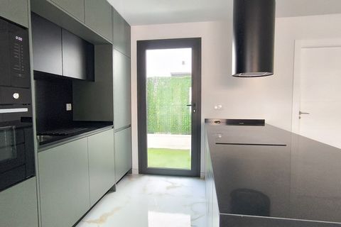Villa i La Marina, Alicante, La Marina - € 379.000 | Ref: 200-3893 - foto 9