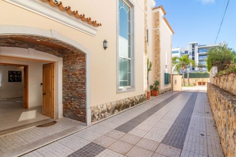 Villa i Montenegro, Faro, Montenegro - € 890.000 | Ref: 381240125 - foto 2