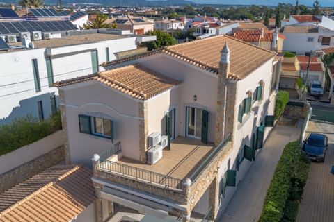 Villa i Montenegro, Faro, Montenegro - € 890.000 | Ref: 381240125 - foto 4