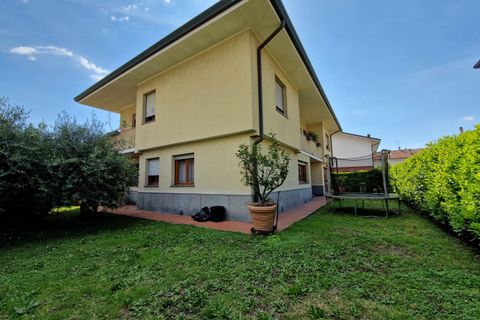 Villa i Lucca, Lucca, Lucca - € 465.000 | Ref: 6154 - foto 1