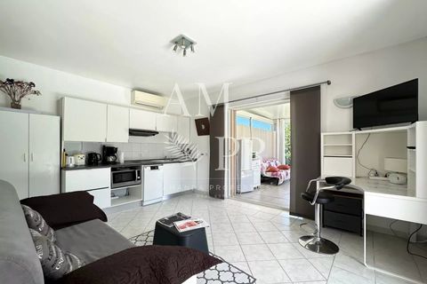 Villa i Vallauris, Alpes-Maritimes, Vallauris - € 990.000 | Ref: 4071V - foto 9