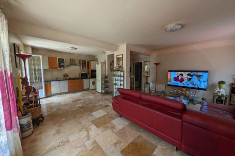 Leilighet i La Trinité, Alpes-Maritimes, La Trinité - € 359 000 | Ref: 945 - foto 2