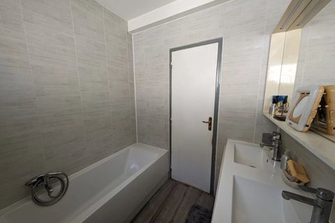 Leilighet i La Trinité, Alpes-Maritimes, La Trinité - € 359 000 | Ref: 945 - foto 8