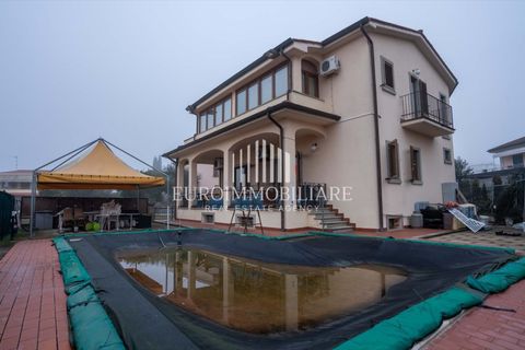 Villa i Arezzo, Arezzo, Arezzo - € 750.000 | Ref: VL101 - foto 2