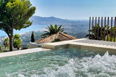 Villa in Altea La Vella, Alicante - photo 1