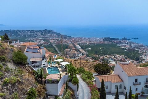 Villa i Almunecar, Granada, Almunecar - € 899.500 | Ref: PSRE-V1177 - foto 1