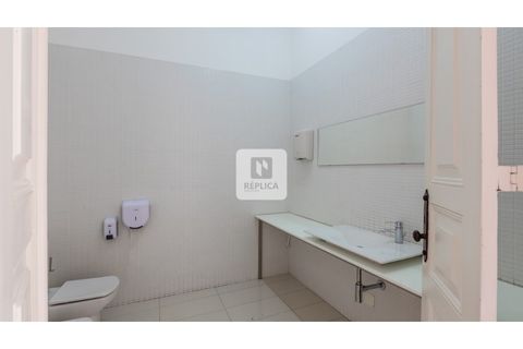 Villa a Porto, Porto, Porto - € 5.200/mes | Ref: RP6168RZ - foto 10