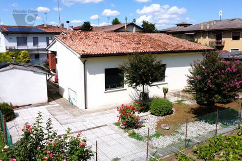 Villa i Padua, Padua, Padua - € 170.000 | Ref: CCAM515 - foto 1