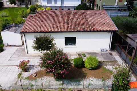 Villa i Padua, Padua, Padua - € 170.000 | Ref: CCAM515 - foto 2