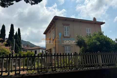 Villa i Massa, Massa and Carrara, Massa - € 900.000 | Ref: 3131 - foto 9