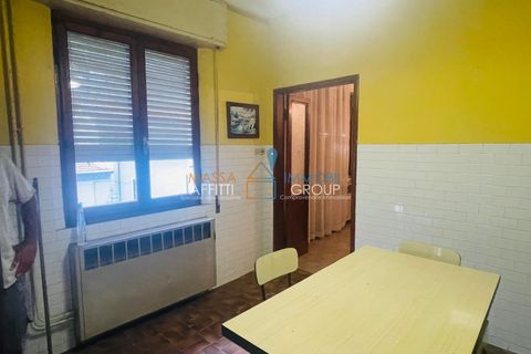 Villa a Massa, Massa and Carrara, Massa - € 140.000 | Ref: 3117 - foto 2
