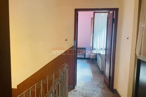 Villa a Massa, Massa and Carrara, Massa - € 140.000 | Ref: 3117 - foto 16