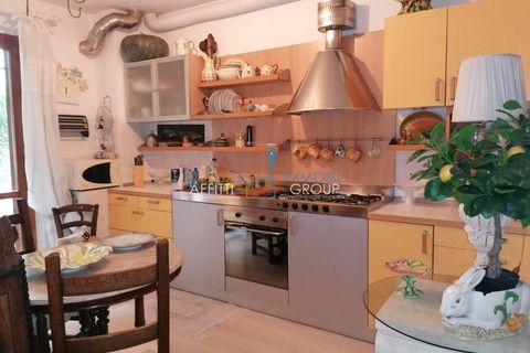 Byhus i Carrara, Massa and Carrara, Carrara - € 350.000 | Ref: 3019 - foto 11