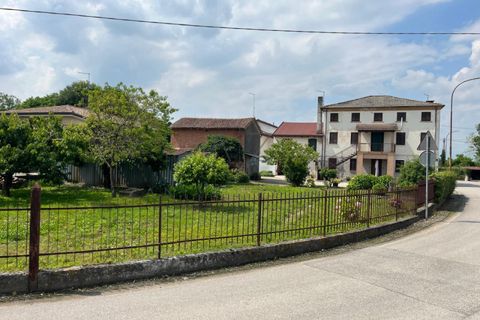 Villa a Castelfranco Veneto, Treviso, Castelfranco Veneto - € 210.000 | Ref: AV7-24 - foto 2