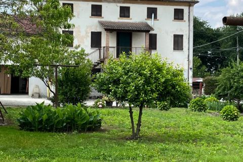 Villa a Castelfranco Veneto, Treviso, Castelfranco Veneto - € 210.000 | Ref: AV7-24 - foto 4