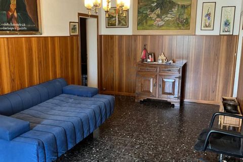 Villa a Castelfranco Veneto, Treviso, Castelfranco Veneto - € 210.000 | Ref: AV7-24 - foto 11