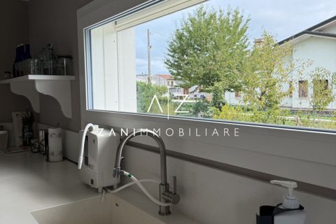 Villa a Castelfranco Veneto, Treviso, Castelfranco Veneto - € 790.000 | Ref: A73 - foto 2