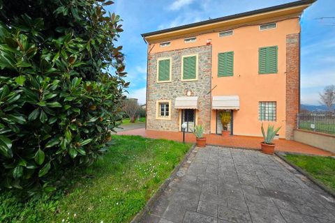 Villa a Porcari, Lucca, Porcari - € 460.000 | Ref: a6551rv2442576a - foto 5