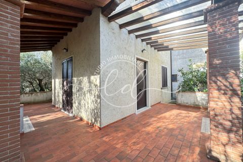 Villa a Seravezza, Lucca, Seravezza - € 3.000/mes | Ref: 2313 - foto 3