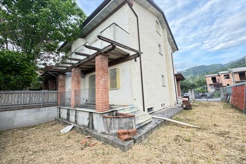 Byhus i Seravezza, Lucca, Seravezza - € 400.000 | Ref: 2166 - foto 2