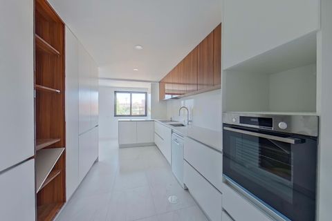 Erhvervsejendom i Espinho, Aveiro, Espinho - € 233.000 | Ref: C0393-00993 - foto 27