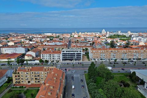 Erhvervsejendom i Espinho, Aveiro, Espinho - € 233.000 | Ref: C0393-00993 - foto 30