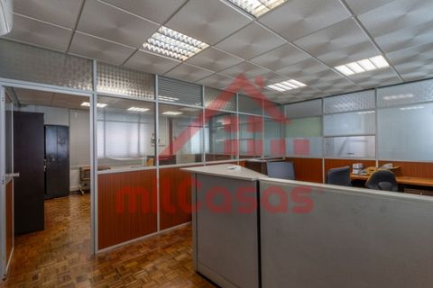 L'establiment comercial a Matacaes, Lisbon, Matacaes - € 900/mes | Ref: M3388 TVD - foto 5