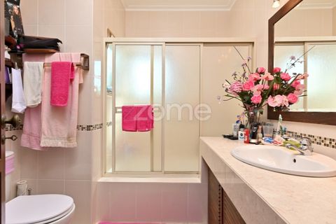 Villa i Carcavelos, Lisbon, Carcavelos - € 1.095.000 | Ref: ZMPT570529 - foto 21