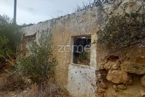 Villa i Estoi, Faro, Estoi - € 108.000 | Ref: ZMPT562414 - foto 1
