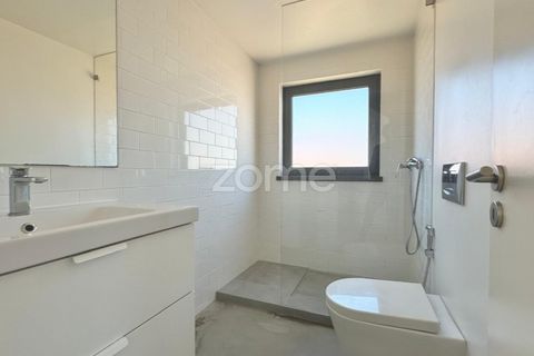 Villa i Carcavelos, Lisbon, Carcavelos - € 2.300.000 | Ref: ZMPT570885 - foto 39