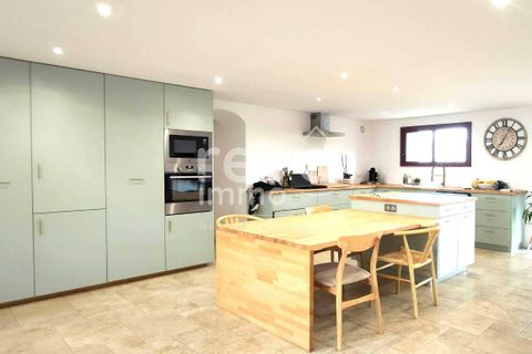 Villa i Rocheservière, Vendee, Rocheservière - € 470.000 | Ref: 4901027044 - foto 2