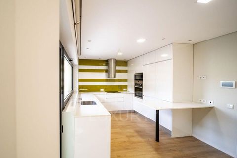 Villa a Canidelo, Porto, Canidelo - € 1.000.000 | Ref: 0067/25 - foto 2