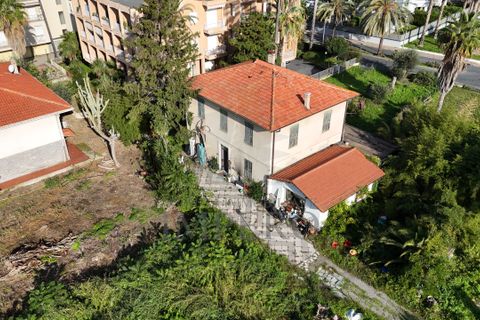 Villa i Bordighera, Imperia, Bordighera - € 1.000.000 | Ref: 23071 - foto 1