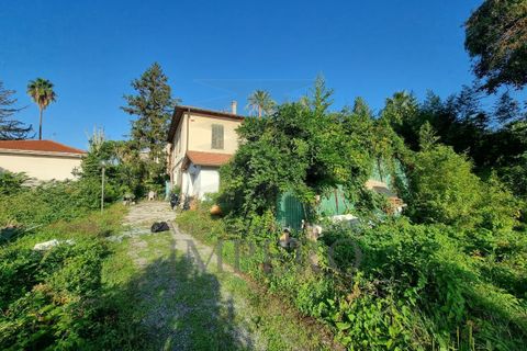 Villa i Bordighera, Imperia, Bordighera - € 1.000.000 | Ref: 23071 - foto 2