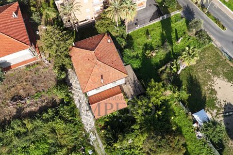 Villa i Bordighera, Imperia, Bordighera - € 1.000.000 | Ref: 23071 - foto 8